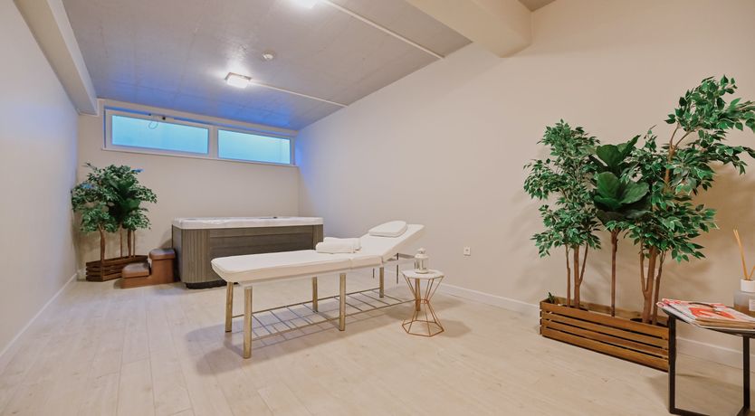 Photo of The Coast Line