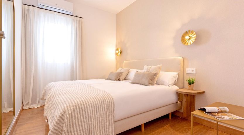 Photo of To Alhambra