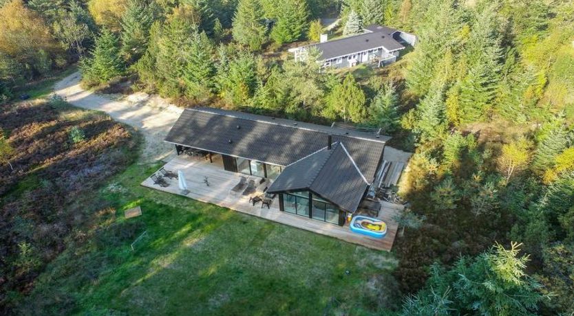 Photo of "Cate" - 150m from the sea