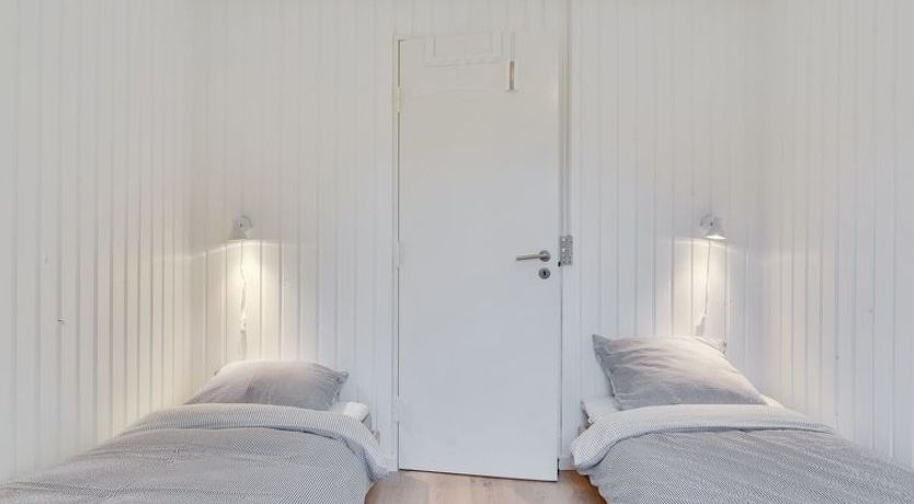 Photo of "Corina" - 100m from the sea