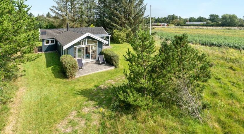 Photo of "Glum" - 300m from the sea