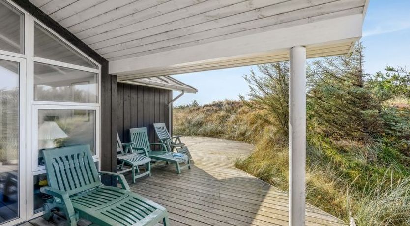 Photo of "Elna" - 400m from the sea