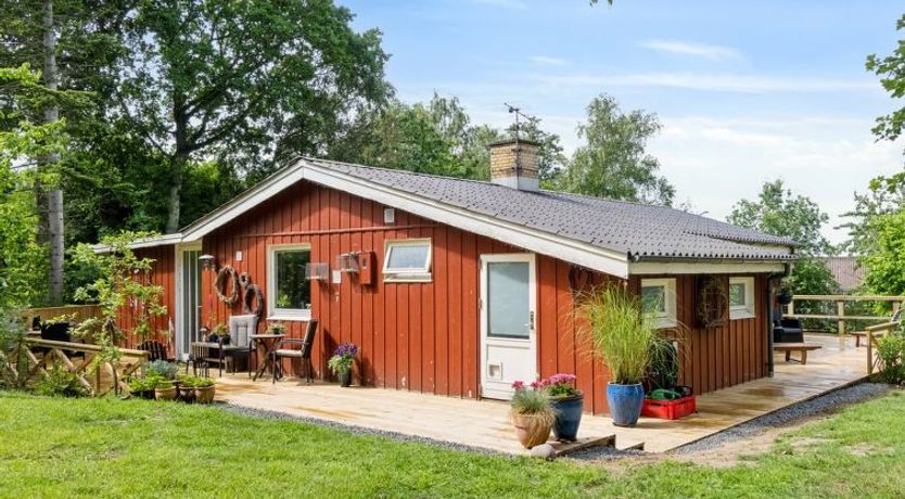 Photo of "Reika" - 1km from the sea