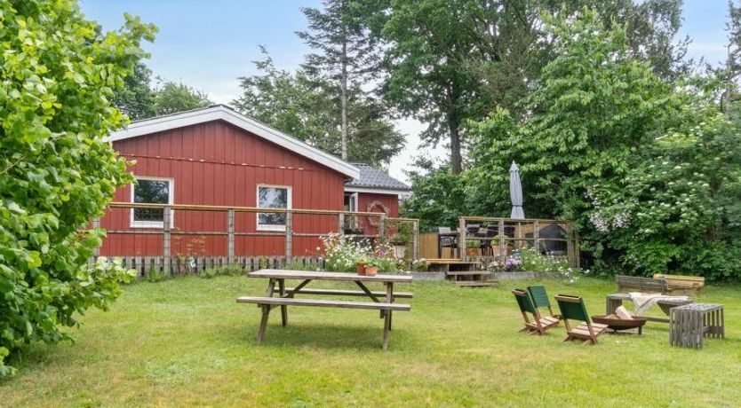 Photo of "Reika" - 1km from the sea