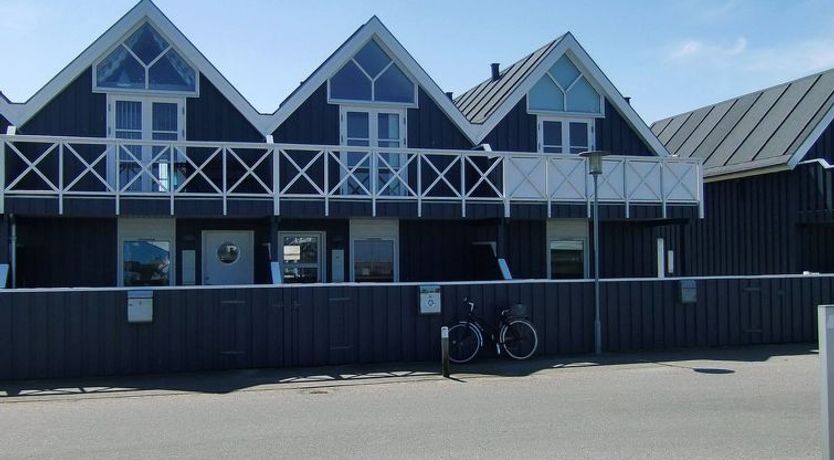 Photo of "Knud" - 2m from the sea