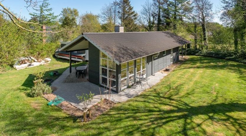 Photo of "Marlien" - 1km to the fjord