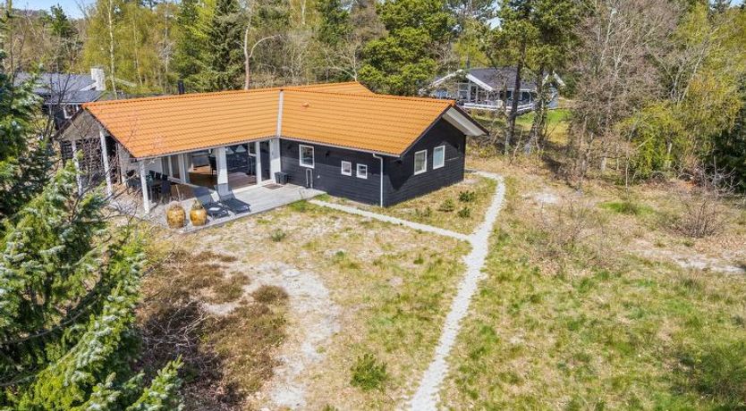 Photo of "Rikkie" - 150m to the fjord