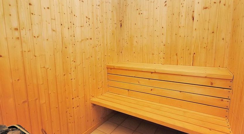 Photo of "Gesina" - 600m to the fjord