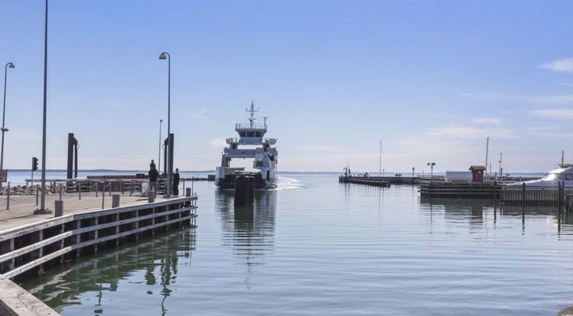 Photo of "Titia" - 1.2km to the fjord