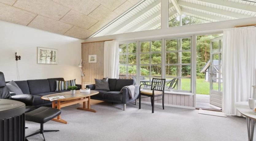 Photo of "Henny" - 1.5km from the sea