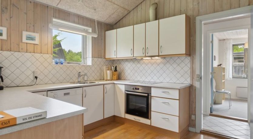 Photo of "Henny" - 1.5km from the sea