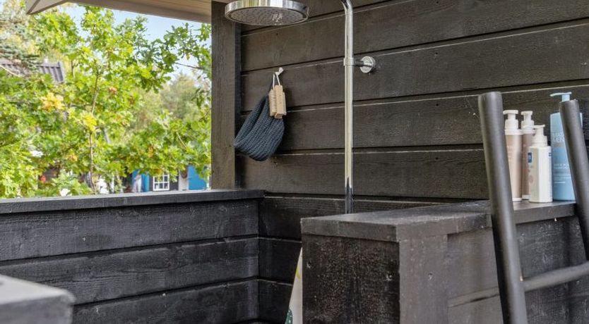 Photo of "Grethe" - 750m from the sea