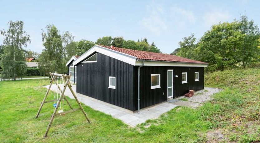 Photo of "Bjarki" - 800m from the sea