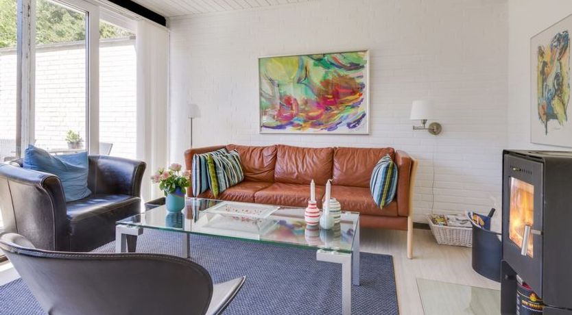 Photo of "Enya" - 600m from the sea