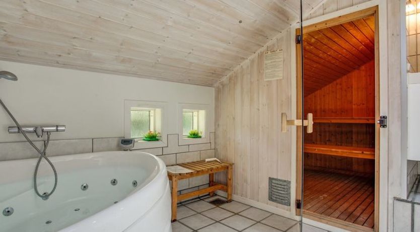 Photo of "Sylvia" - 900m from the sea