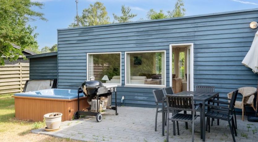 Photo of "Hannelore" - 700m from the sea