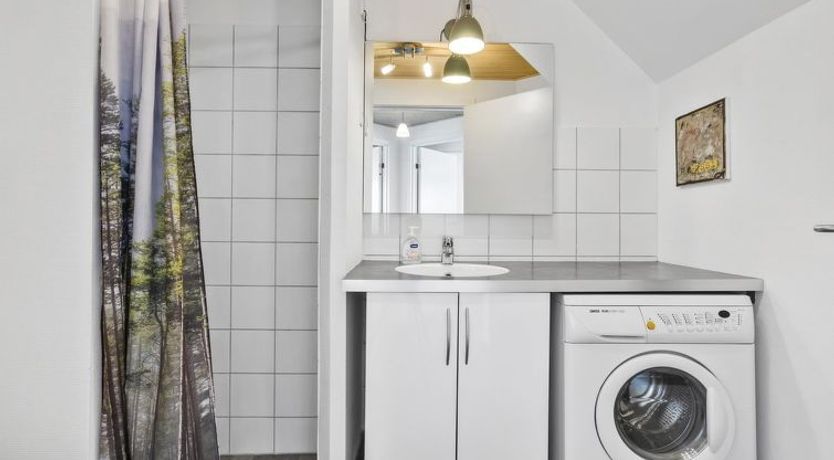 Photo of "Chris" - 750m from the sea