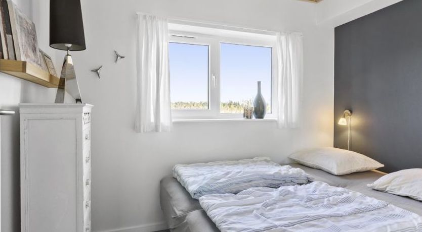 Photo of "Chris" - 750m from the sea