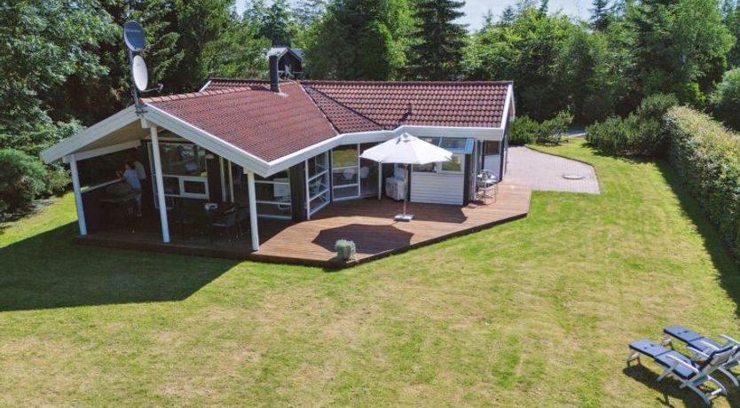 Photo of "Rixa" - 525m from the sea