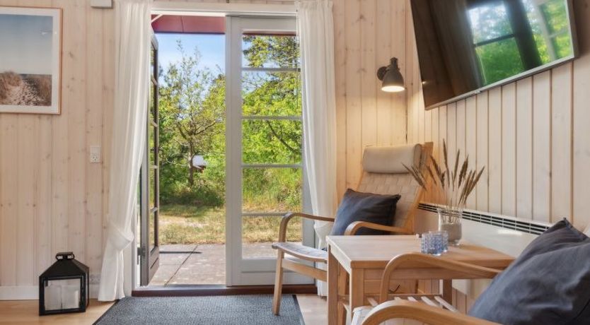 Photo of "Nis" - 200m from the sea