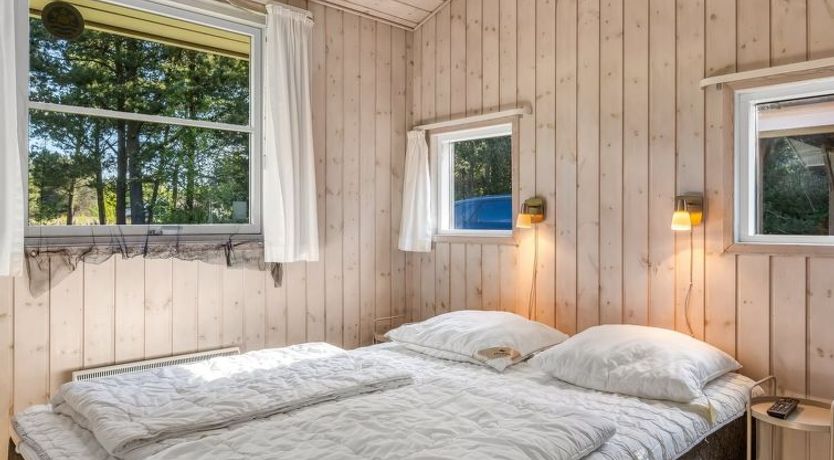 Photo of "Guthmund" - 1km from the sea