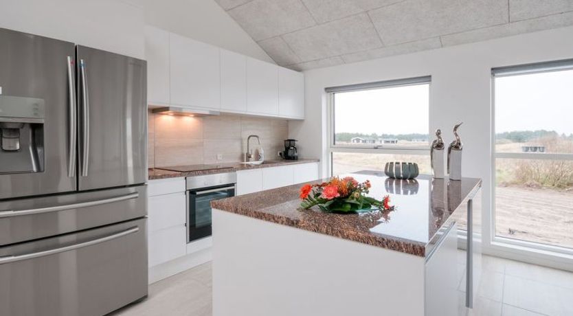 Photo of "Eveline" - 1.5km from the sea