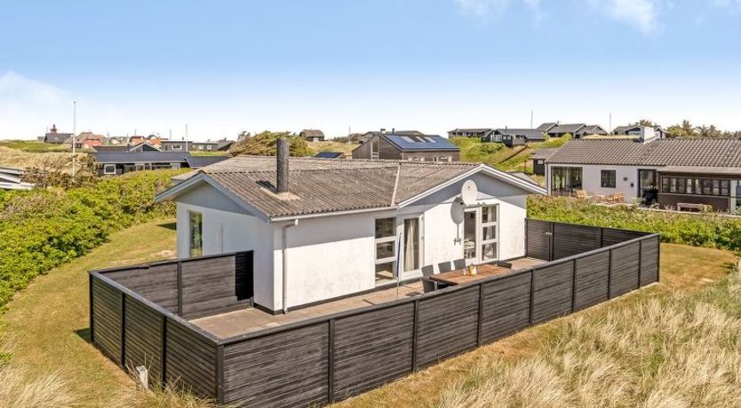 Photo of "Majvor" - 100m from the sea