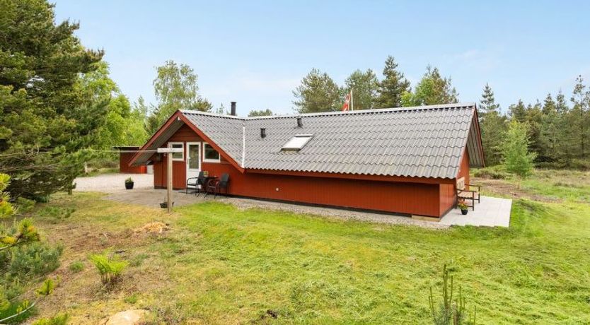 Photo of "Runulf" - 2.9km from the sea