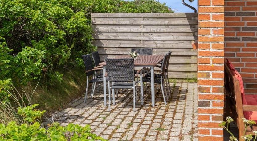 Photo of "Bjarnger" - 200m from the sea