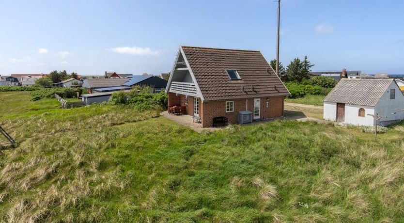 Photo of "Bjarnger" - 200m from the sea