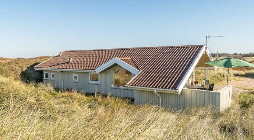 Photo of "Matias" - 150m from the sea