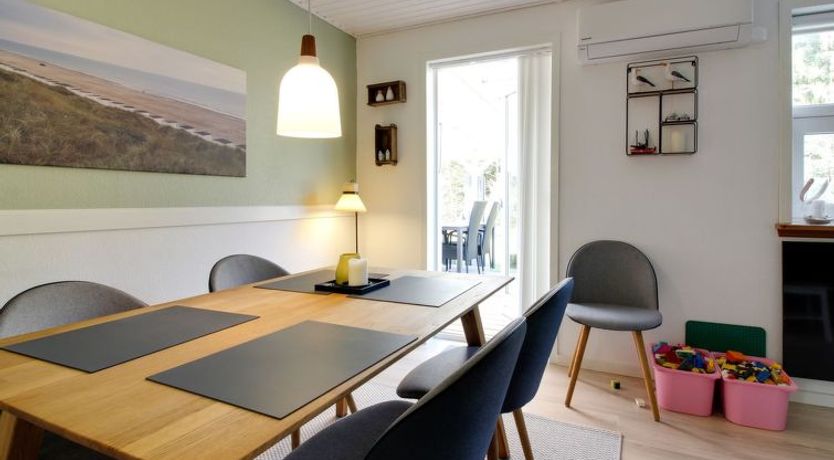 Photo of "Oddi" - 900m from the sea