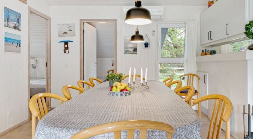 Photo of "Gladis" - 900m from the sea