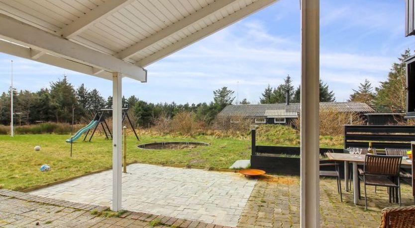 Photo of "Nestori" - 950m from the sea