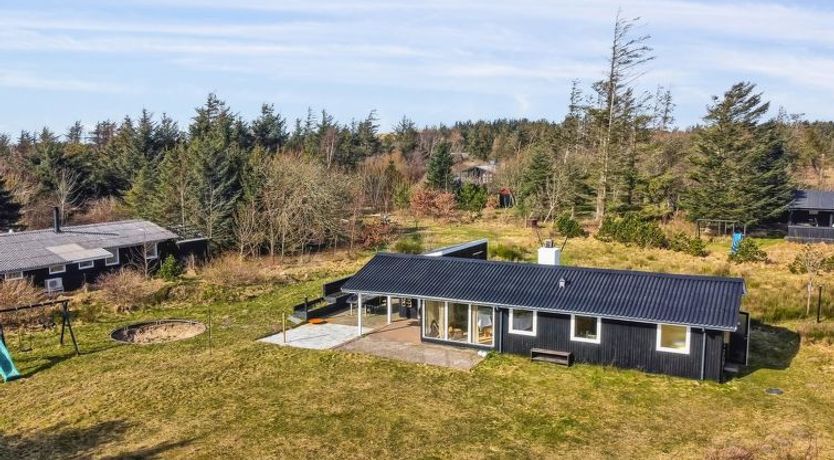 Photo of "Nestori" - 950m from the sea