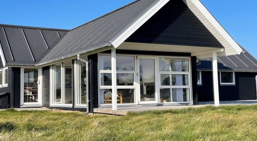 Photo of "Carelle" - 300m from the sea