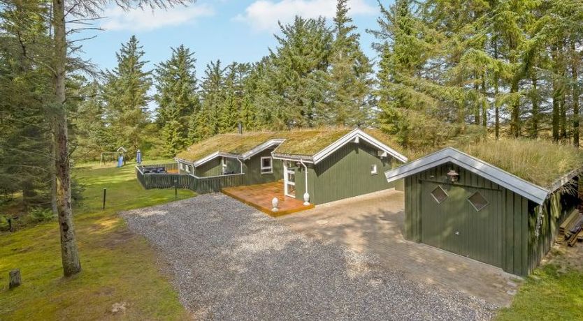 Photo of "Sunneva" - 1km from the sea