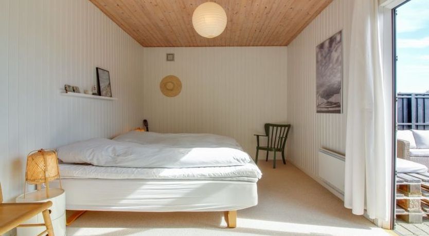 Photo of "Dodo" - 500m from the sea