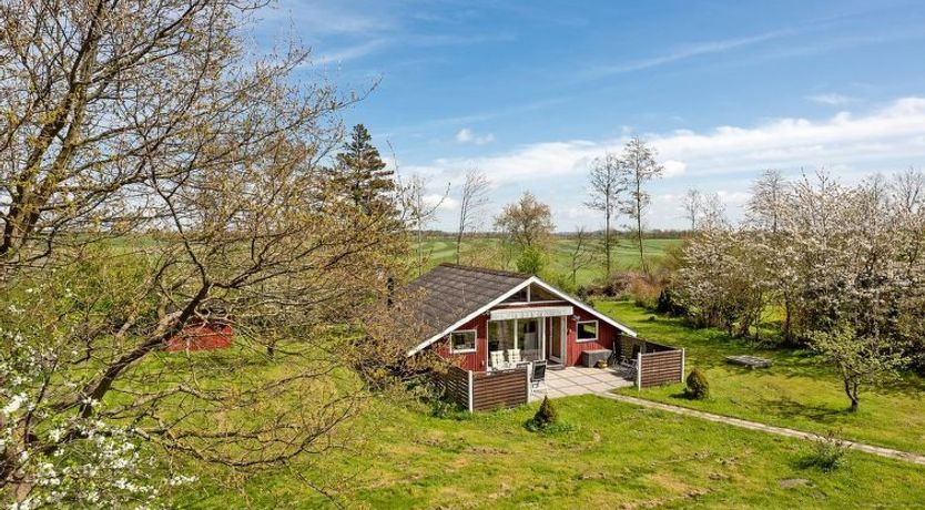 Photo of "Henna" - 550m to the fjord