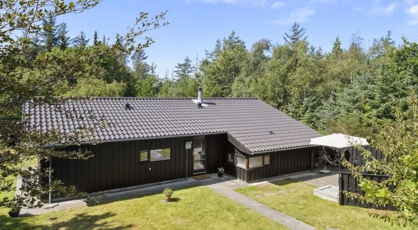 Photo of "Angja" - 800m from the sea