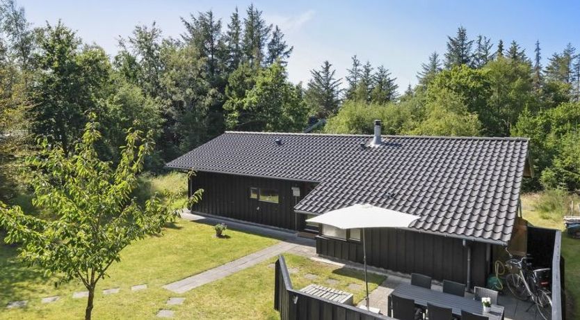 Photo of "Angja" - 800m from the sea