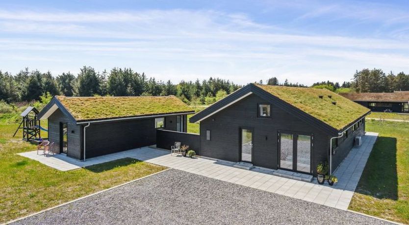 Photo of "Fredrika" - 1.5km from the sea