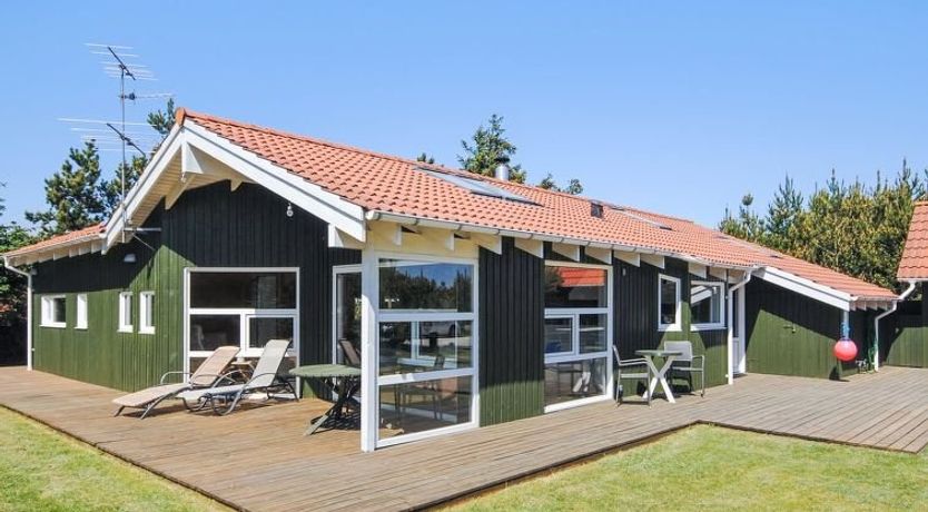 Photo of "Heggi" - 900m from the sea