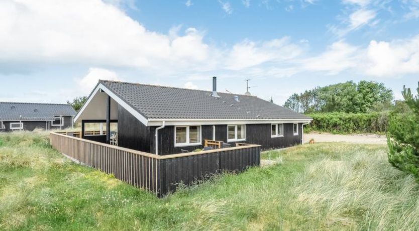 Photo of "Ivar" - 900m from the sea