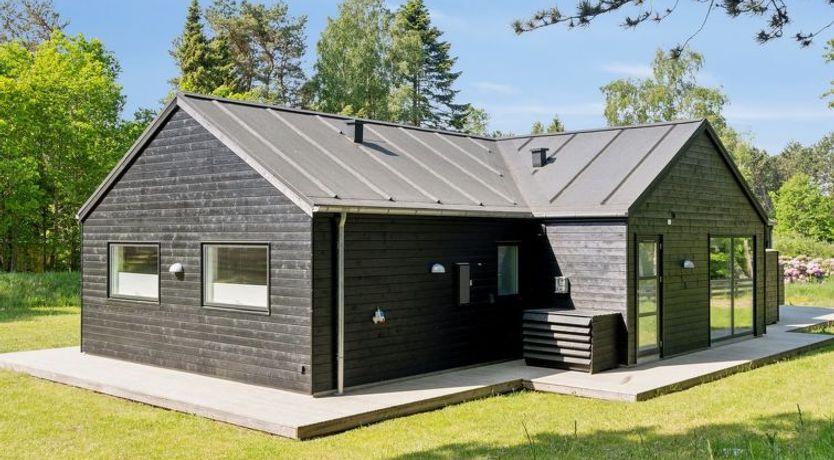 Photo of "Ella" - 1.2km to the fjord