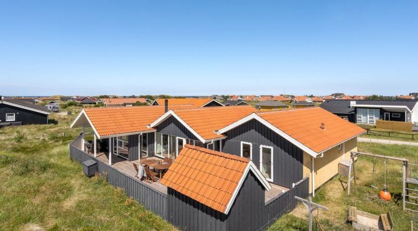 Photo of "Milena" - 600m from the sea