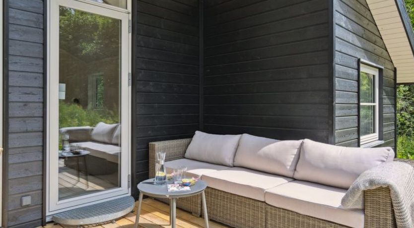 Photo of "Jonnhild" - 450m from the sea