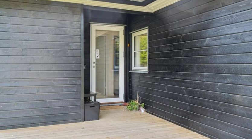 Photo of "Jonnhild" - 450m from the sea