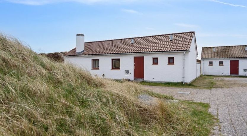 Photo of "Viena" - 400m from the sea