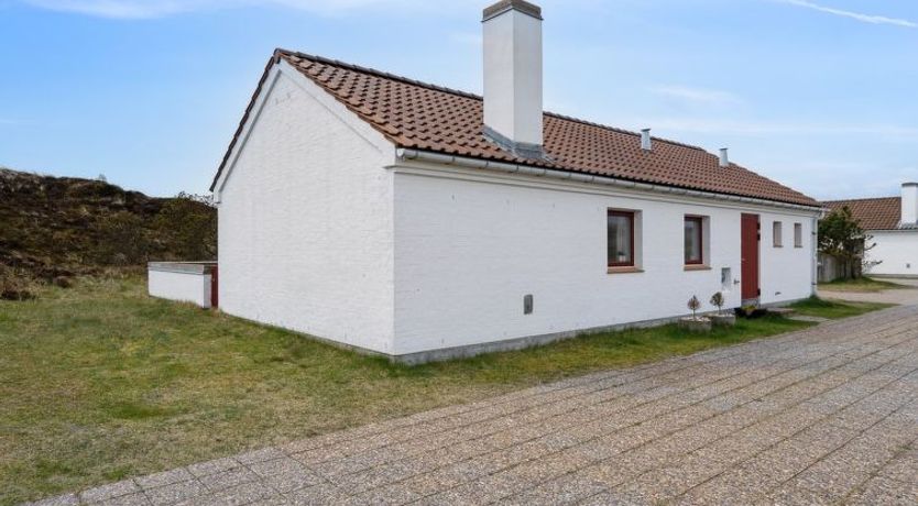 Photo of "Viena" - 400m from the sea